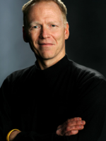 Kevin D Daley