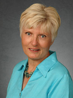 Zsuzsa Hand